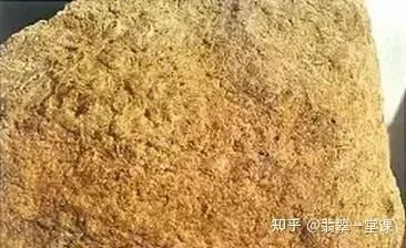 Đổ Thạch là gì? Đá Cờ Bạc và các thủ thuật để nhận biết ngọc Phỉ Thuý thô