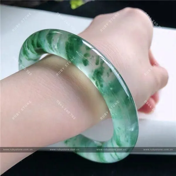 Phỉ Thuý Hoa Nổi (Hoa bay) là gì? Cách nhận biết phỉ thuý hoa bay và albite