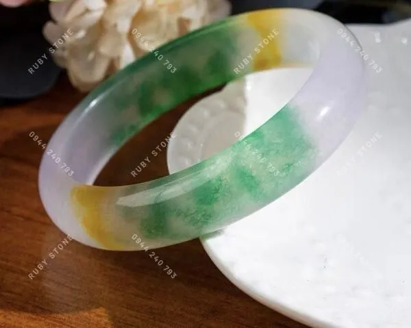 Ngọc Phỉ Thuý Xanh - Vàng và những điều bạn chưa biết