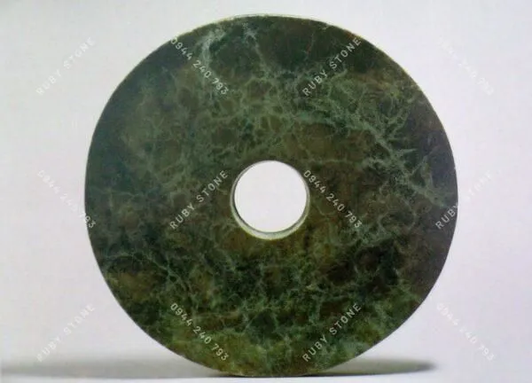 Nguồn gốc của vòng tay Ngọc