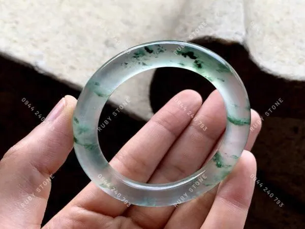 Phỉ Thuý Hoa Nổi (Hoa bay) là gì? Cách nhận biết phỉ thuý hoa bay và albite