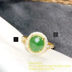Nhẫn phỉ thuý Myanmar xanh táo, vàng 18k - Hình ảnh 3