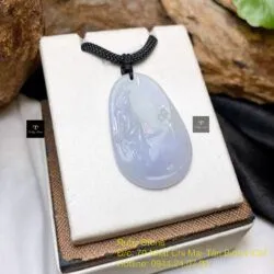 Phật Quán Thế Âm Bồ Tát ngọc Cẩm thạch Myanmar, phớt tím và xanh lơ, KT 39mm - Ảnh 5