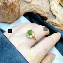 Nhẫn ngọc bích Canada mài giác tròn 6.1 ly, vàng 18k - Ảnh 6