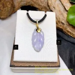Mặt dây Chiếc lá ngọc Tử la lan, móc vàng 18k - Hình ảnh 4