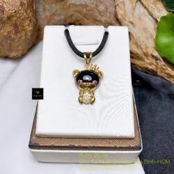 Mặt dây chuyền Phỉ thuý mực dục Myanmar, vàng 18k