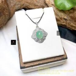 Mặt dây ngọc Phỉ thuý Myanmar, vàng trắng 14k - Hình ảnh 3
