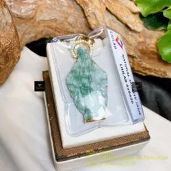 Tượng Đức Mẹ Maria ngọc cẩm thạch Myanmar, vàng 18k - Ảnh 3