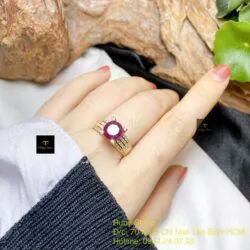 Nhẫn ruby Nam Phi mài giác 8,5 ly, vàng 18k - Ảnh 2
