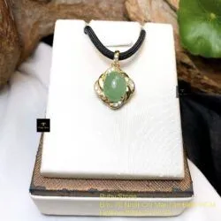 Mặt dây Phỉ thuý Myanmar, vàng 18k - Hình ảnh 3