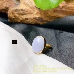Nhẫn Oval ngọc cẩm thạch phớt tím, vàng 18k - Ảnh 4