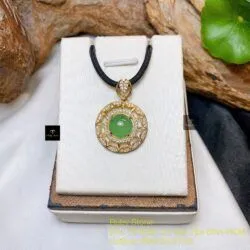 Mặt dây ngọc Phỉ thuý Myanmar, vàng 18k - Hình ảnh 4