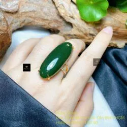 Nhẫn ngọc bích Canada xanh đậm, vàng 18k - Ảnh 3