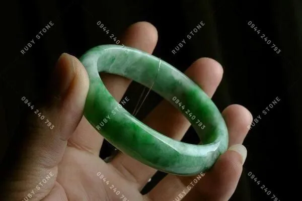 Ngọc Hoa Thanh (Jadeite Huaqing)