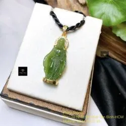 Đức mẹ Maria ngọc bích xanh lá, vàng 18k - Ảnh 3