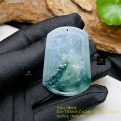 Văn Thù Bồ Tát - Phật bản mệnh tuổi Mão, ngọc Phỉ thuý băng chủng hoa bay