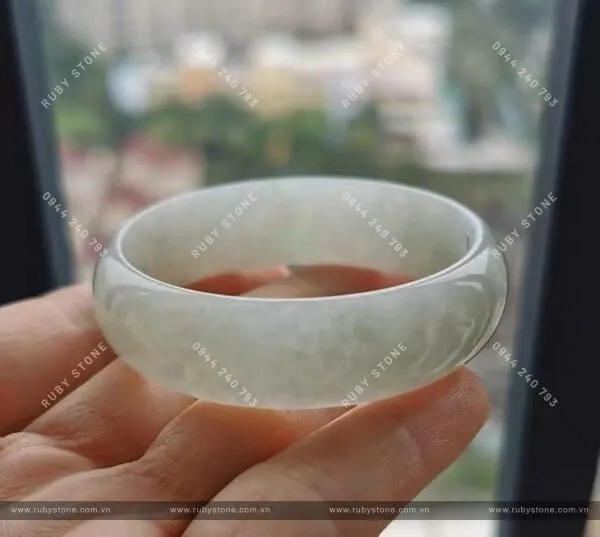 Loài ngọc già là gì? Cách nhận biết một miếng ngọc già bạn cần phải nắm nếu yêu ngọc!