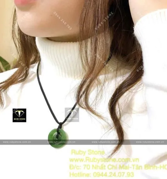 Gợi ý cho bạn cách tặng ngọc ý nghĩa cho từng người khác nhau.