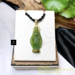 Đức mẹ Maria ngọc bích xanh lá, vàng 18k - Ảnh 5