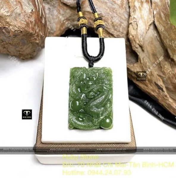 Gợi ý cho bạn cách tặng ngọc ý nghĩa cho từng người khác nhau.