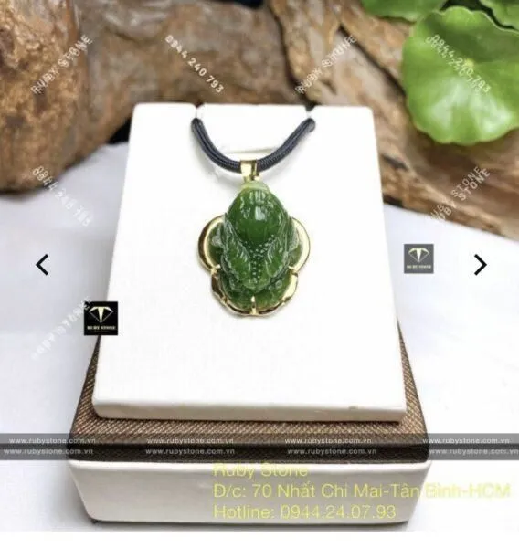 Gợi ý cho bạn cách tặng ngọc ý nghĩa cho từng người khác nhau.