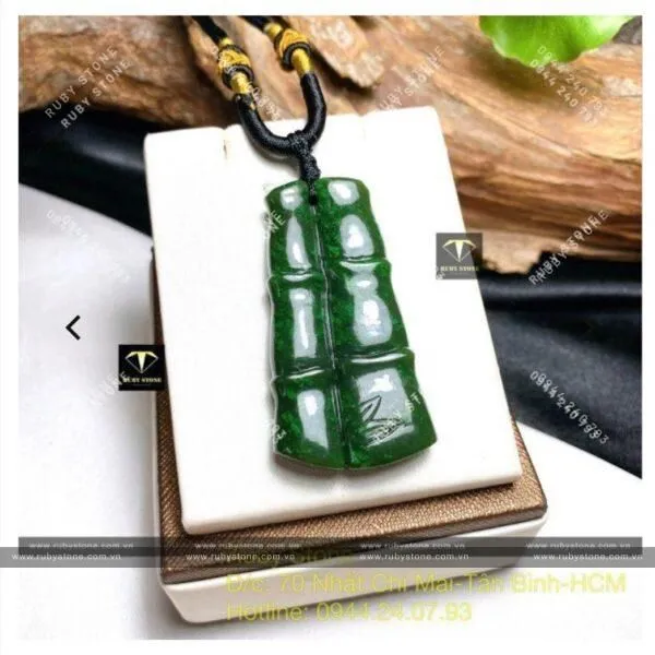 Gợi ý cho bạn cách tặng ngọc ý nghĩa cho từng người khác nhau.