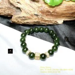 Vòng chuỗi ngọc bích Canada xanh đậm, charm vàng 18k - Ảnh 6