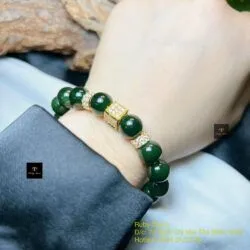 Vòng chuỗi ngọc bích Canada xanh đậm, charm vàng 18k - Ảnh 3