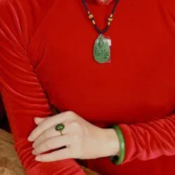 Bộ sản phẩm vòng tay, nhẫn và vòng cổ phật bản mệnh ngọc bích Canada Bộ sản phẩm vòng tay, nhẫn và vòng cổ phật bản mệnh ngọc bích Canada