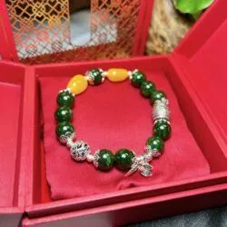 Vòng chuỗi Ngọc bích Canada mix hổ phách và charm bạc 925 - Ảnh 6