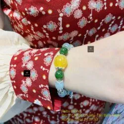 Vòng ngọc mix hổ phách mật lạp, charm bạc 925 - Hình ảnh 2