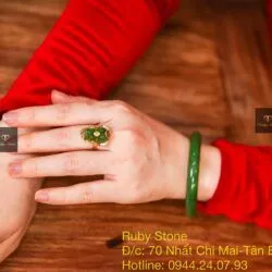 Bộ sản phẩm vòng tay và nhẫn tỳ hưu ngọc bích Canada vàng 18k