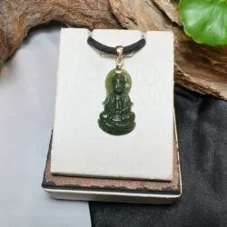 Quán Thế Âm Bồ Tát ngọc bích Canada, móc vàng 18k - Hình ảnh 6