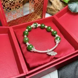 Vòng chuỗi ngọc bích Canada mix charm bạc 925 - Hình ảnh 2
