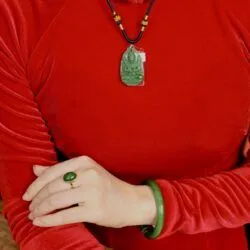 Bộ sản phẩm vòng tay, nhẫn và vòng cổ phật bản mệnh ngọc bích Canada Bộ sản phẩm vòng tay, nhẫn và vòng cổ phật bản mệnh ngọc bích Canada