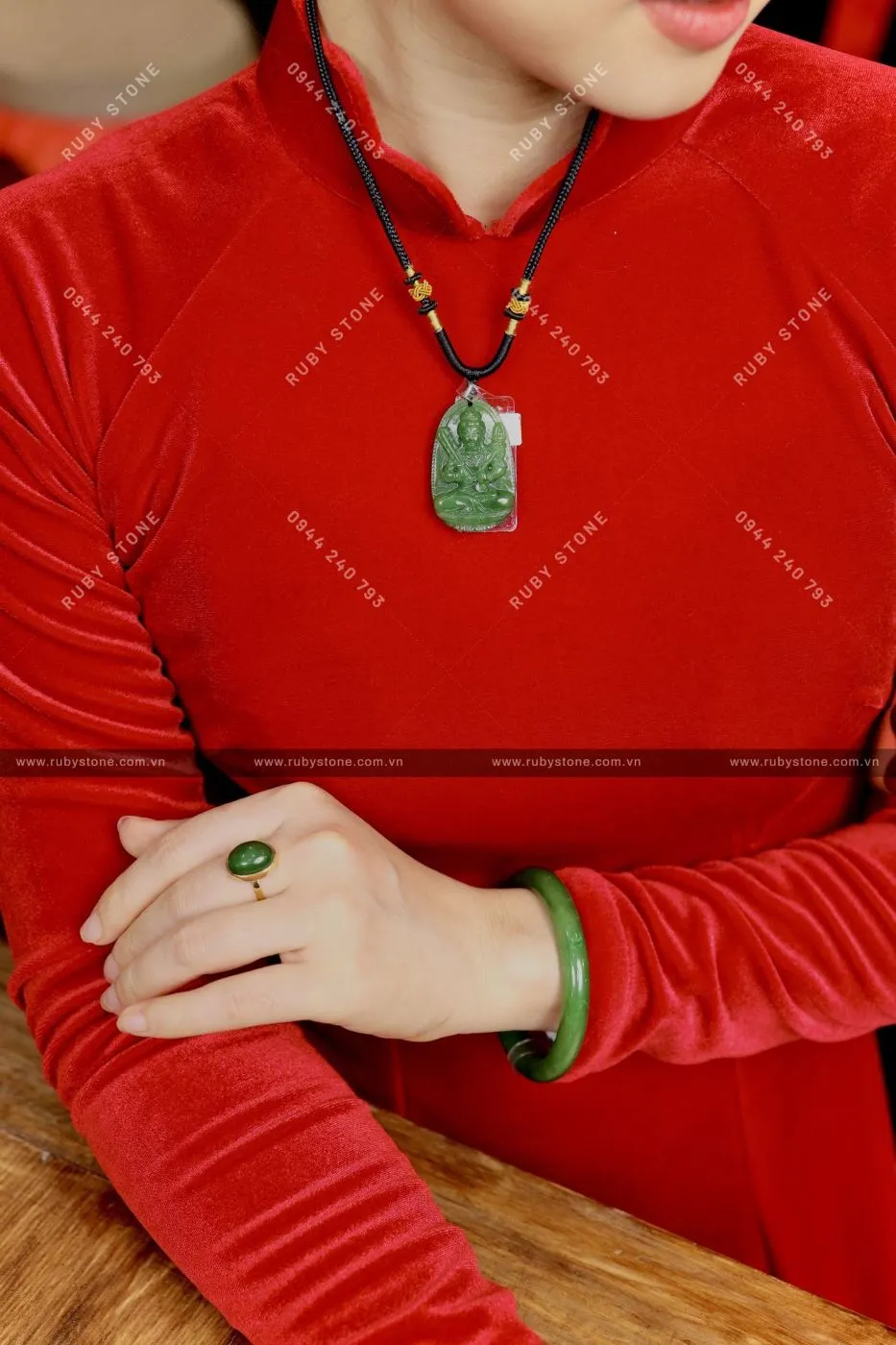 Bộ sản phẩm vòng tay, nhẫn và vòng cổ phật bản mệnh ngọc bích Canada Bộ sản phẩm vòng tay, nhẫn và vòng cổ phật bản mệnh ngọc bích Canada - Ảnh 3