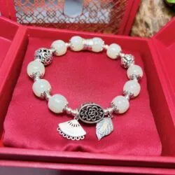 Vòng chuỗi Ngọc bích Hoà Điền mix charm bạc 925 - Hình ảnh 5