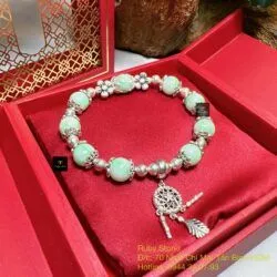 Vòng ngọc Cẩm thạch Myanmar mix charm bạc 925