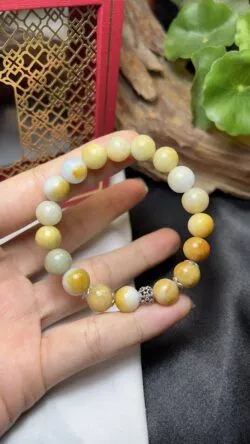 Vòng chuỗi ngọc Cẩm thạch huyết Miến Điện - Ảnh 2