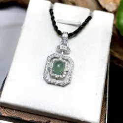 Mặt dây ngọc Phỉ thuý Lam thuỷ, vàng trắng 14k - Hình ảnh 3
