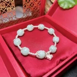 Vòng ngọc Cẩm thạch Myanmar mix charm bạc - Ảnh 5