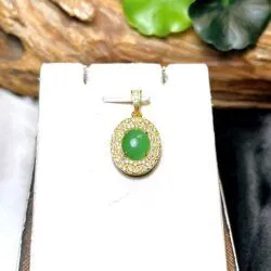 Mặt dây ngọc Phỉ thuý Myanmar, vàng 18k - Ảnh 2