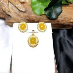 Khuyên tai ngọc Phỉ thuý hoàng phỉ Myanmar, vàng 18k - Hình ảnh 6