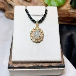 Mặt dây ngọc Phỉ thuý băng chủng Myanmar, vàng 18k - Hình ảnh 2