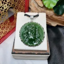 Mặt dây Chúa Jesus ngọc bích Canada - Ảnh 2