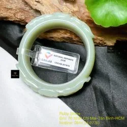 Vòng bản liền Ngọc bích Nga chạm hoa mẫu đơn - Hình ảnh 4