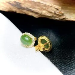 Khuyên tai ngọc bích Canada, vàng 18k Khuyên tai ngọc bích Canada, vàng 18k