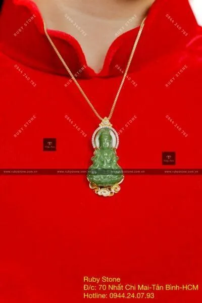 Những công dụng đặc biệt của Ngọc bích với cơ thể và cuộc sống con người