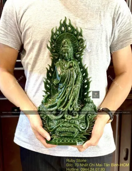 Những công dụng đặc biệt của Ngọc bích với cơ thể và cuộc sống con người