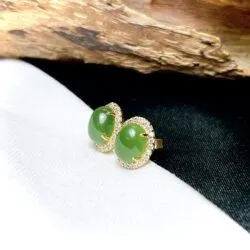 Khuyên tai ngọc bích Canada, vàng 18k Khuyên tai ngọc bích Canada, vàng 18k